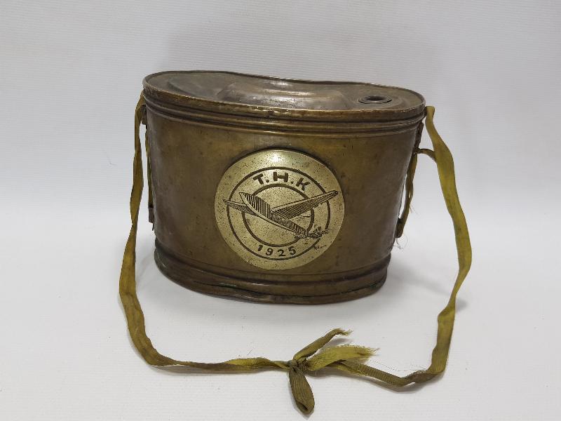 1925 TÜRK HAVA KURUMU METAL KUMBARA