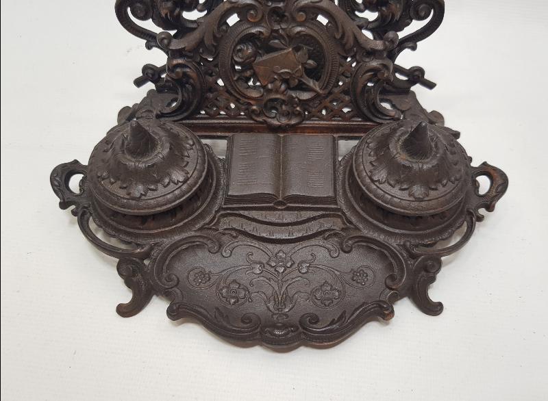 ART NOUVEAU HOKKA TAKIMI