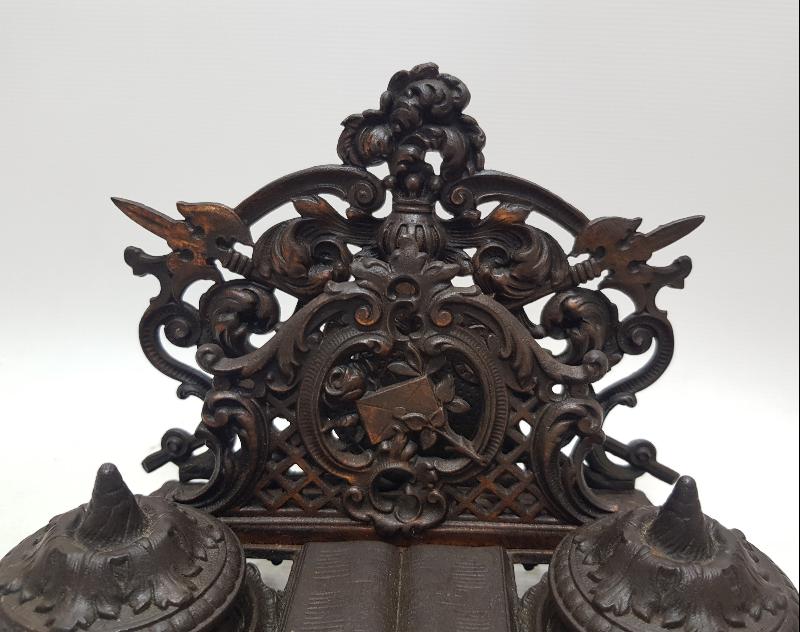 ART NOUVEAU HOKKA TAKIMI