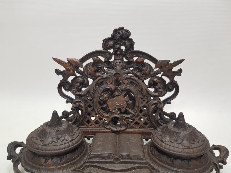 ART NOUVEAU HOKKA TAKIMI