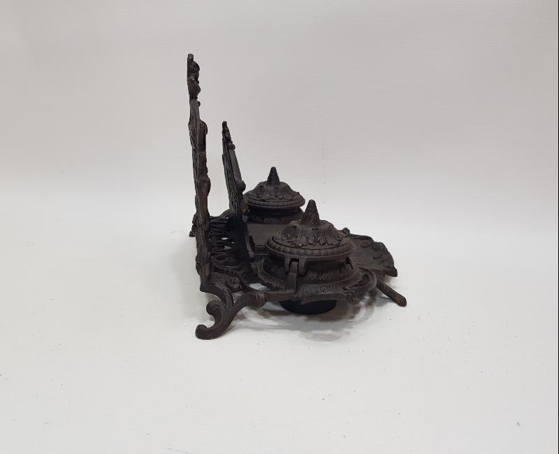 ART NOUVEAU HOKKA TAKIMI