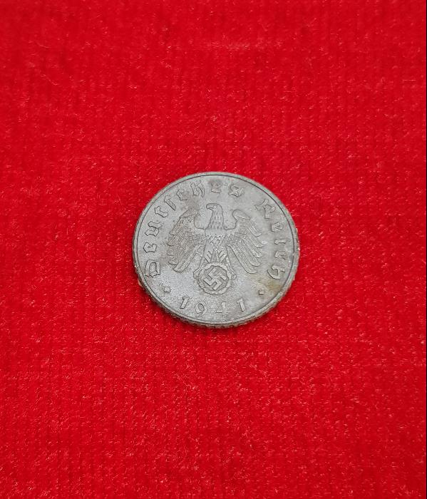 1941 VE 1945 TARİHLİ NAZİ ALMANYASI 5 VE 10 PFENNIGLER