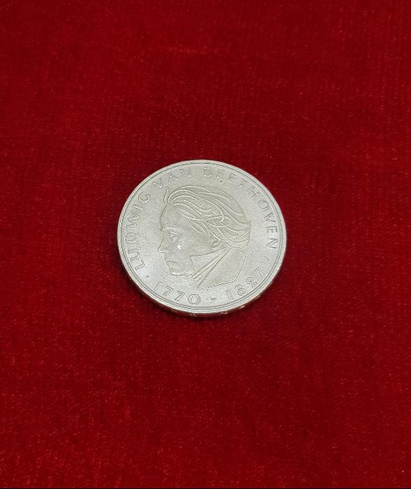 1970 TARİHLİ BEETHOVEN TEMALI GÜMÜŞ 5 MARK HATIRA PARA
