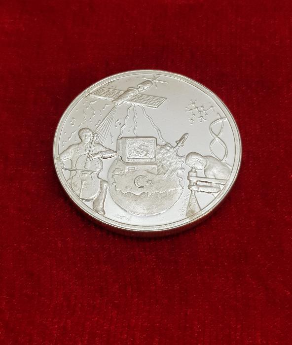 1998 CUMHURİYETİN 50. YILI BİLİM VE SANAT TEMALI 3.000.000 LİRA GÜMÜŞ HATIRA PARA