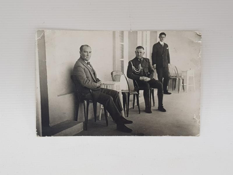MUSTAFA KEMAL ATATÜRK VE YAVERİ RUSUHİ BEY ORJİNAL FOTOĞRAF