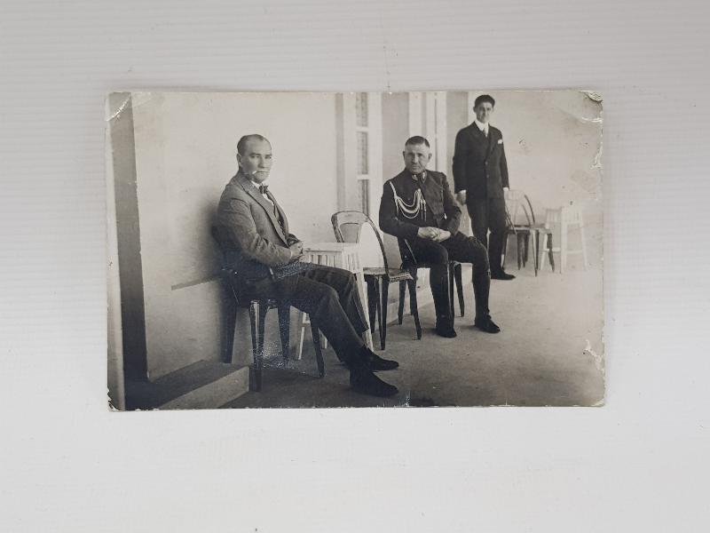 MUSTAFA KEMAL ATATÜRK VE YAVERİ RUSUHİ BEY ORJİNAL FOTOĞRAF