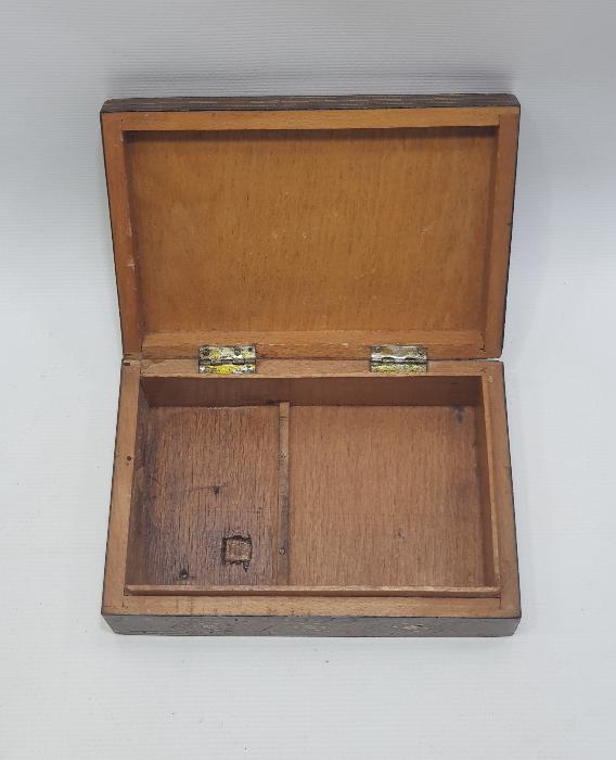 OSMANLI DÖNEMİ MARKÜTERİ İŞÇİLİKLİ AHŞAP KUTU