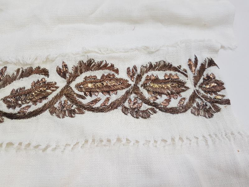 OSMANLI DÖNEMİ SÜLEYMANİYE İŞİ GÜMÜŞ SIRMA İŞLEMELİ HAVLU