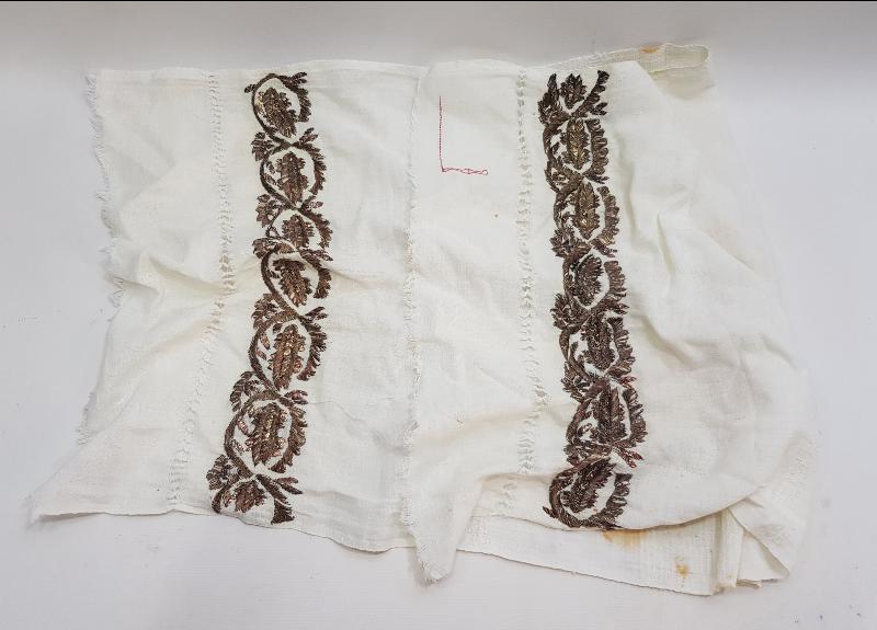 OSMANLI DÖNEMİ SÜLEYMANİYE İŞİ GÜMÜŞ SIRMA İŞLEMELİ HAVLU