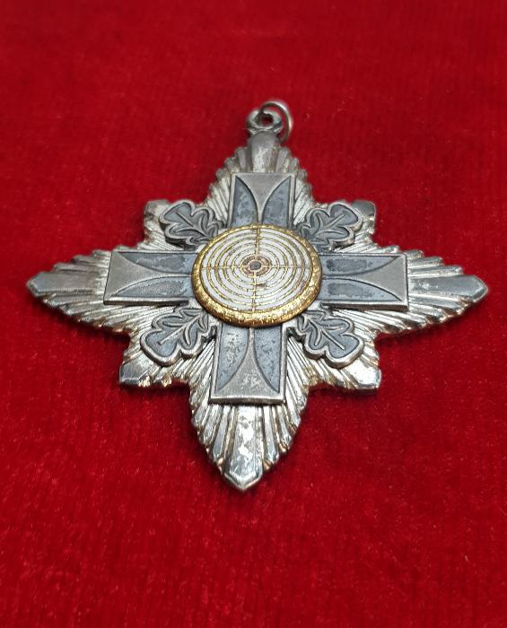 HAÇ FORMLU MİNELİ NİŞAN