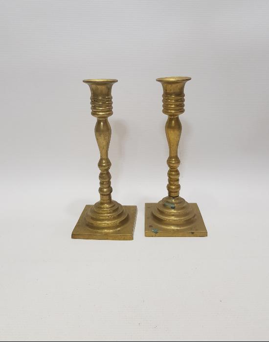 ANTİKA BİR ÇİFT PİRİNÇ ŞAMDAN