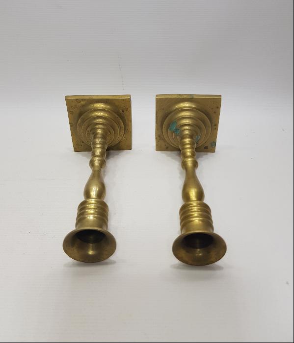 ANTİKA BİR ÇİFT PİRİNÇ ŞAMDAN