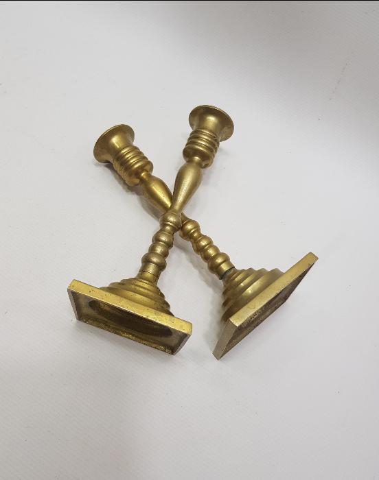 ANTİKA BİR ÇİFT PİRİNÇ ŞAMDAN