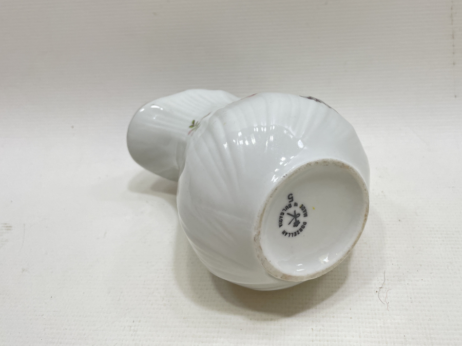 ANTİKA PORSELEN SÜTLÜK