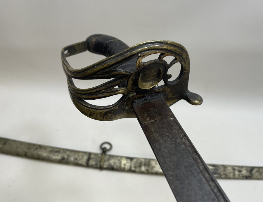 BALÇAĞI HİLALLİ OSMANLI DÖNEMİ NADİR FORMDA SÜVARİ KILICI