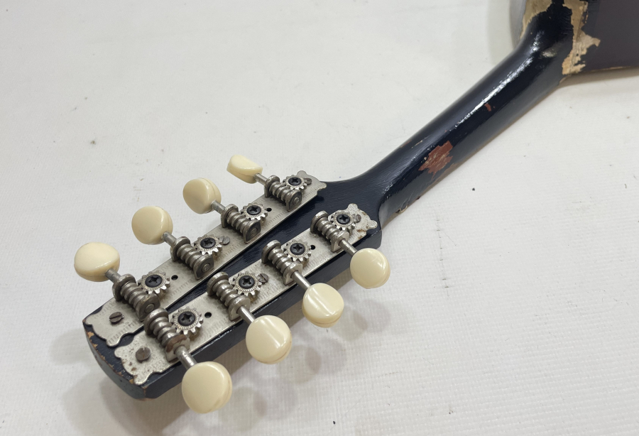 İZMİR İŞİ ANTİKA EL YAPIMI MANDOLİN