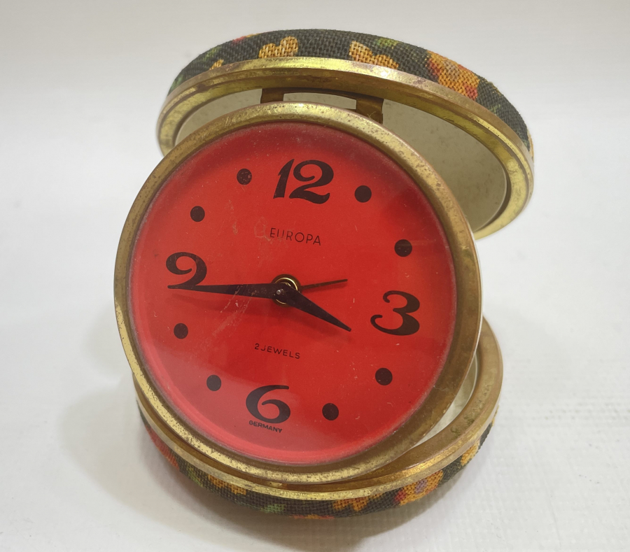 NADİR FORMDA KURMALI ANTİKA SEYAHAT SAATİ