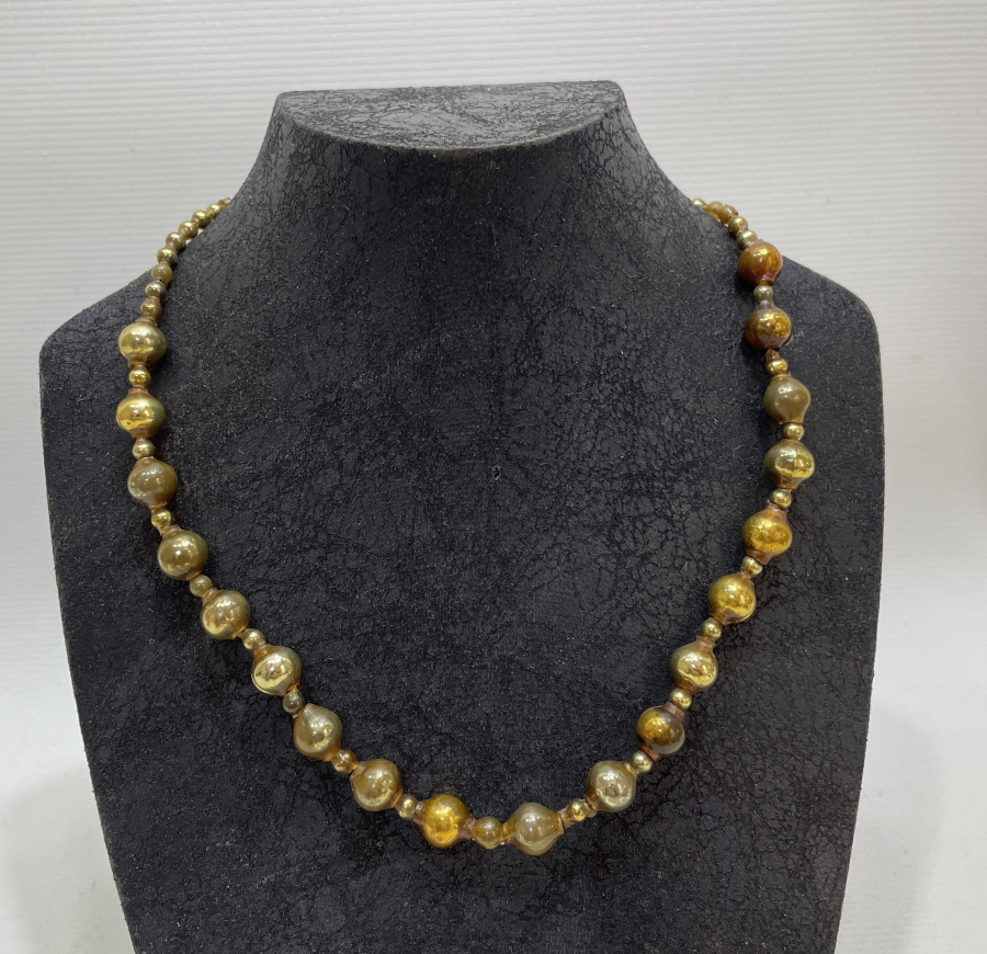 OSMANLI DÖNEMİ ALTIN YALDIZLI ÜFLEME CAM NADİR GERDANLIK	