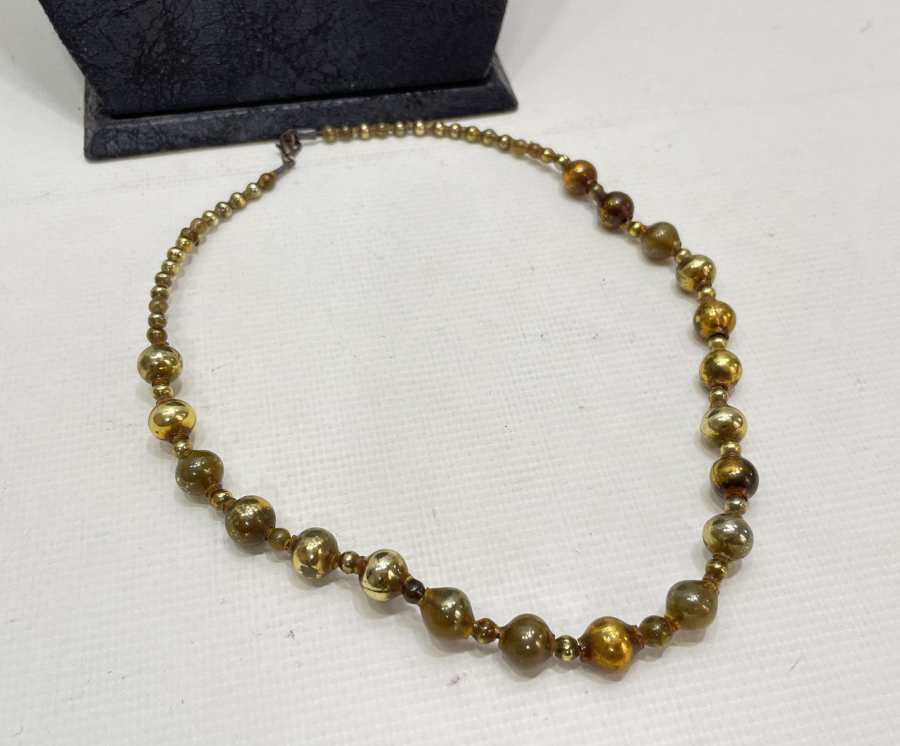 OSMANLI DÖNEMİ ALTIN YALDIZLI ÜFLEME CAM NADİR GERDANLIK	