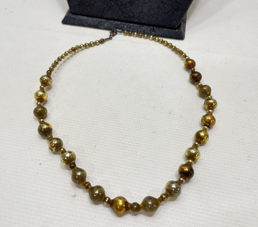 OSMANLI DÖNEMİ ALTIN YALDIZLI ÜFLEME CAM NADİR GERDANLIK	