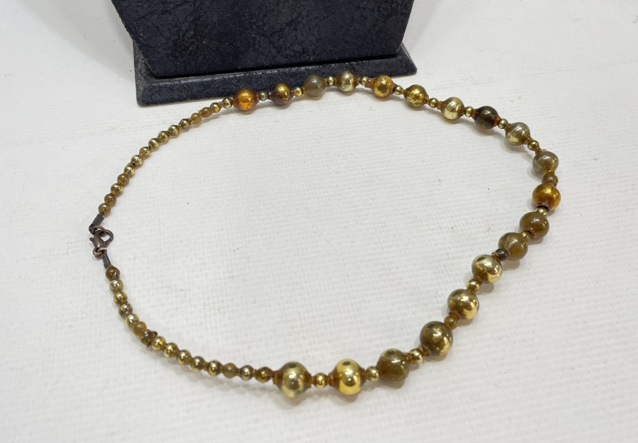 OSMANLI DÖNEMİ ALTIN YALDIZLI ÜFLEME CAM NADİR GERDANLIK	