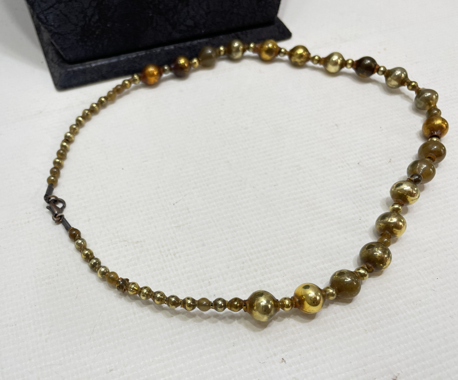 OSMANLI DÖNEMİ ALTIN YALDIZLI ÜFLEME CAM NADİR GERDANLIK	