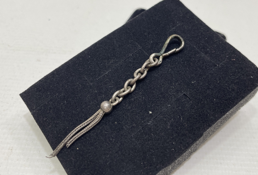 1900 BAŞLARI CEP SAATİ SALLAMASI