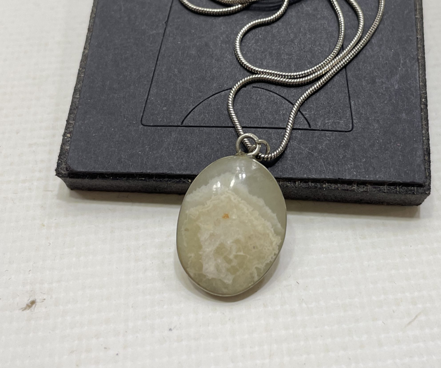 NADİR RENKTE ANTİKA AKİK KOLYE