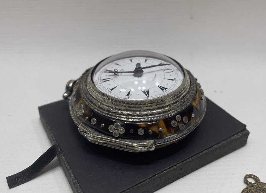 BAĞA KASALI EDWARD PRİOR CEP SAATİ