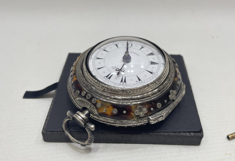 BAĞA KASALI EDWARD PRİOR CEP SAATİ