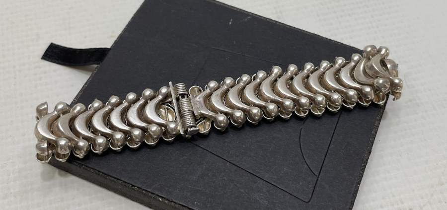 ÖZEL YAPIM BAKLALI GÜMÜŞ BİNDALLI BİLEKLİĞİ