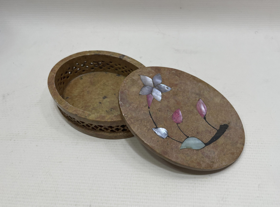 TAMAMI EL YAPIMI DOĞAL TAŞ KAPAKLI KUTU