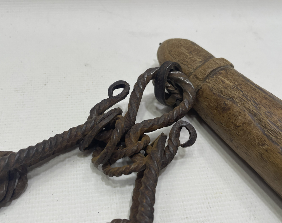 ÜST PARÇASI MENGÜÇ FORMLU ÇOK NADİR TEKKE İŞİ KIRBAÇ