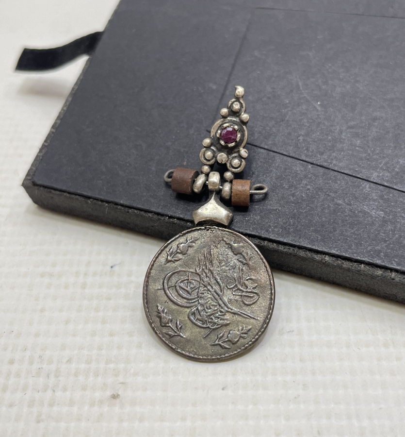 ÜZERİ MERCANLI OSMANLI DÖNEMİ KOLYE