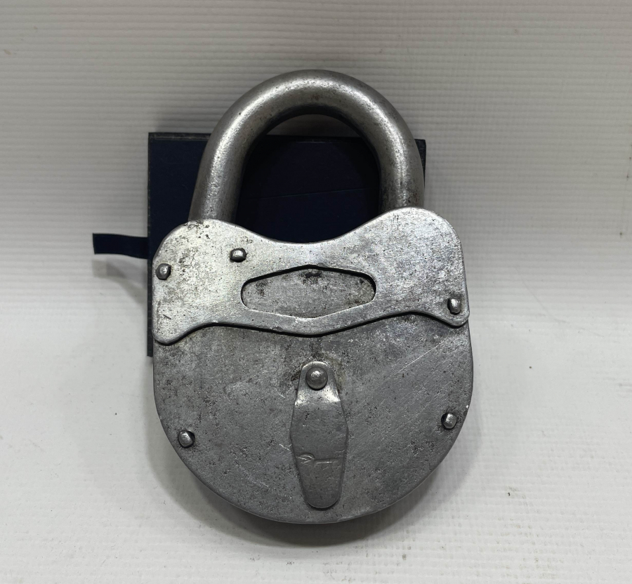 ÜZERİ OSMANLICA YAZILI BÜYÜK BOY OSMANLI KİLİT