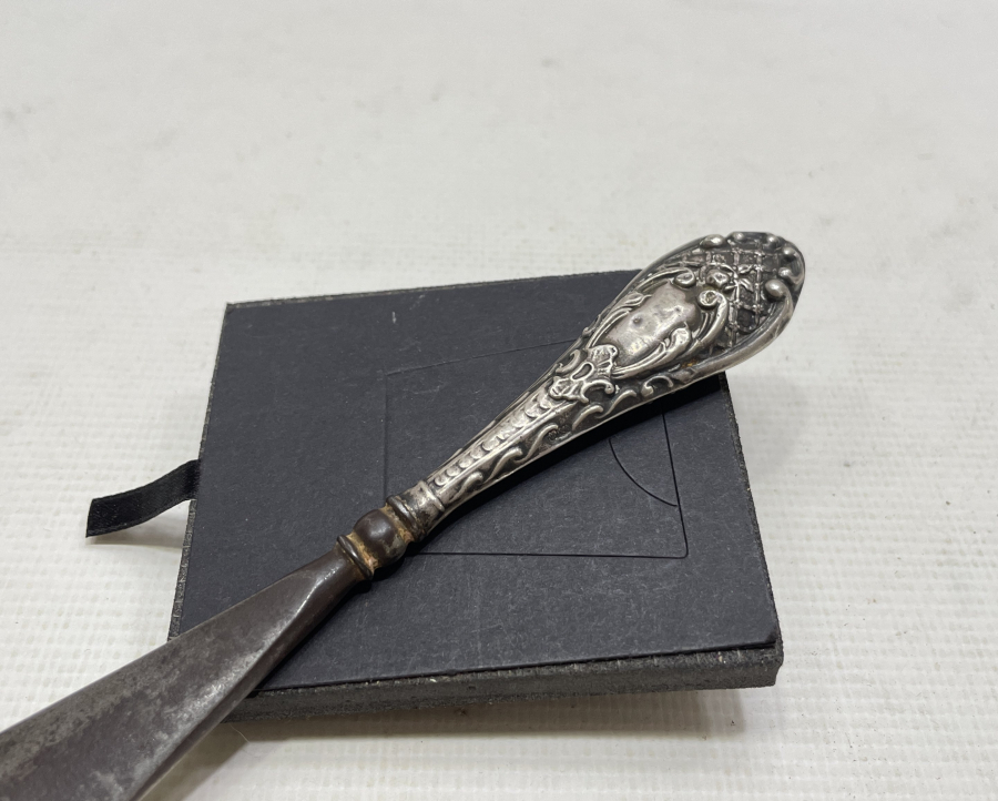 1900 BAŞLAR GÜMÜŞ AYAKKABI ÇEKECEĞİ - KERATA