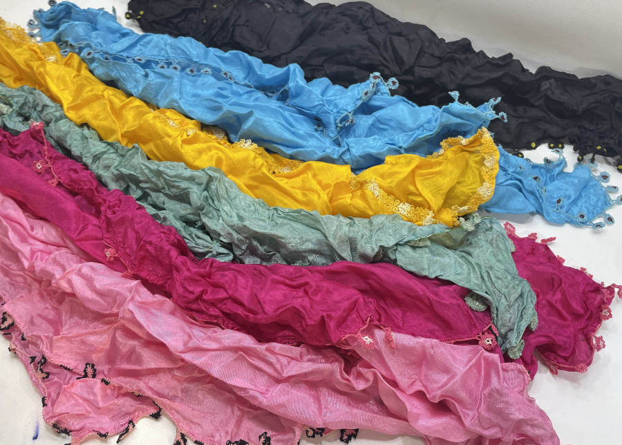 İZMİR BERGAMA YÖRESİ TAM TAKIM İPEKLİ GELİN KREPLERİ