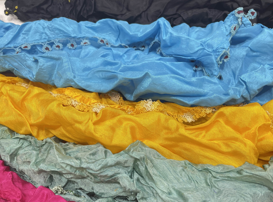 İZMİR BERGAMA YÖRESİ TAM TAKIM İPEKLİ GELİN KREPLERİ