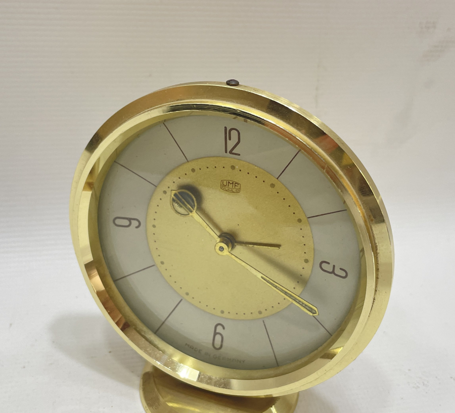 KURMALI ANTİKA MASA SAATİ