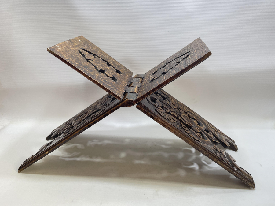 ANTİKA AHŞAP RAHLE