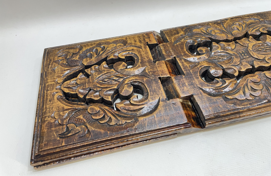 ANTİKA AHŞAP RAHLE