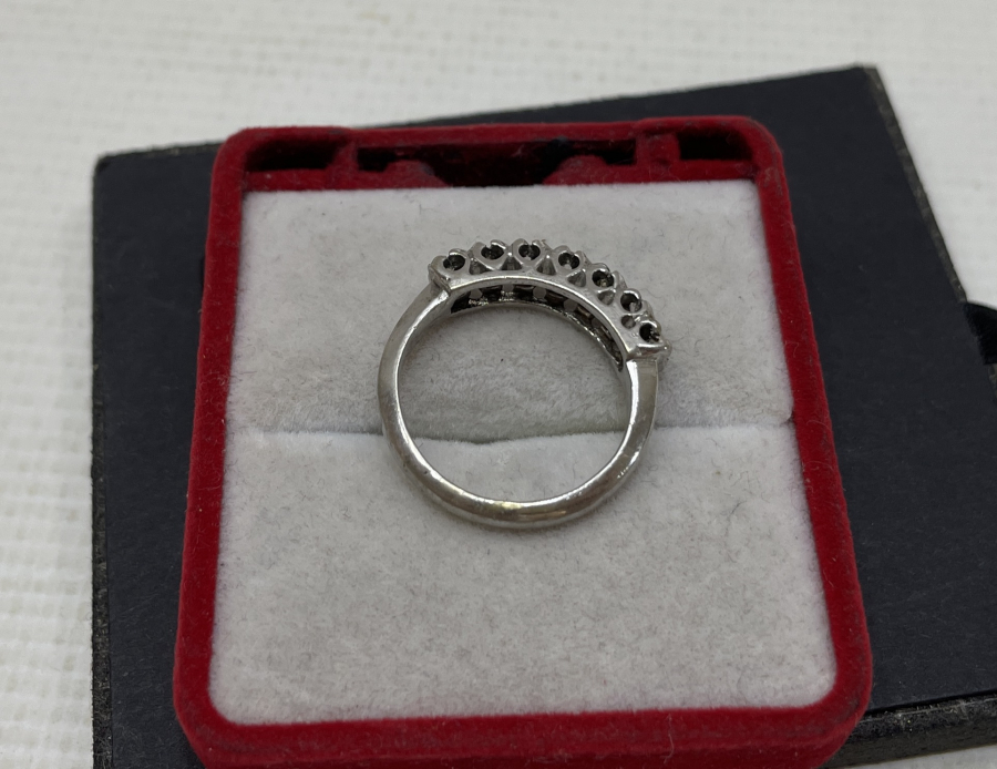 ANTİKA 7 TAŞ PIRLANTA YÜZÜK