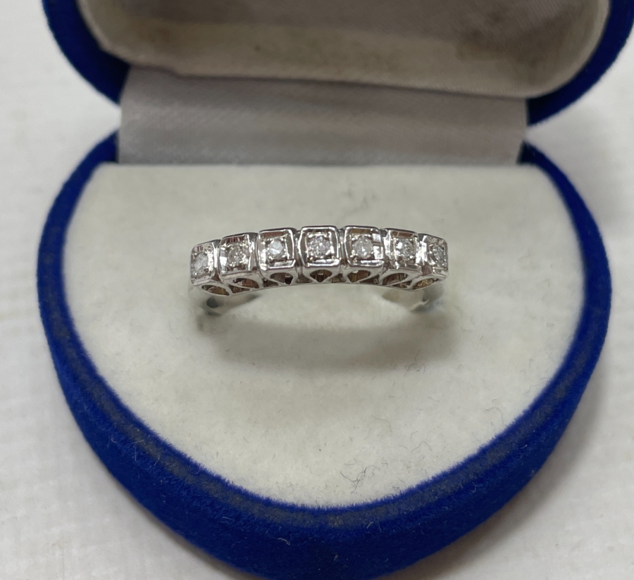 ANTİKA 7 TAŞ PIRLANTA YÜZÜK