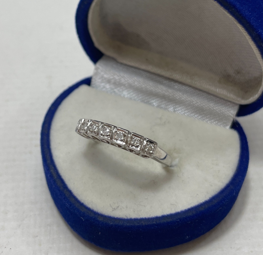 ANTİKA 7 TAŞ PIRLANTA YÜZÜK