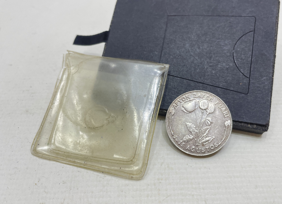 AFYON ZAFER FUARI ANISINA BASILMIŞ GÜMÜŞ HATIRA PARA