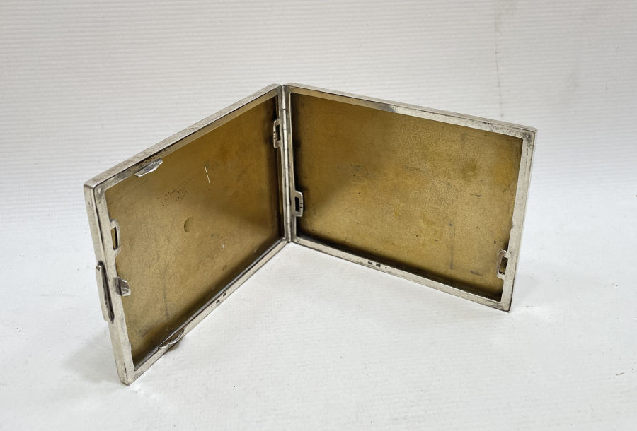 ANTİKA GÜMÜŞ SİGARA TABAKASI