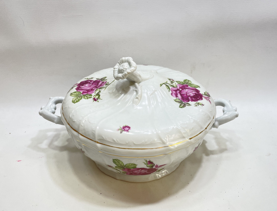 DEV BOYDA KABARTMA İŞÇİLİKLİ ANTİKA PORSELEN ÇORBALIK