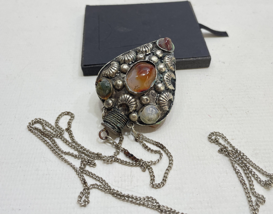 TÜRKMEN İŞİ ÜZERİ DOĞAL TAŞLI KOKULUK