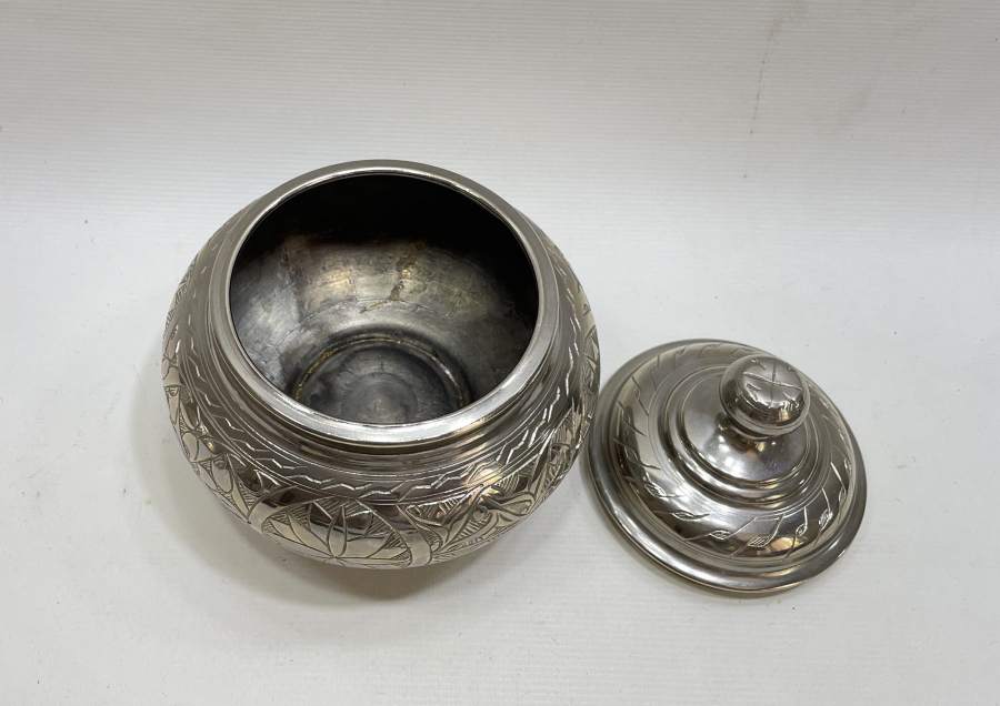 ÜZERİ KALEM İŞÇİLİKLİ ANTİKA BAKIR ŞEKERLİK