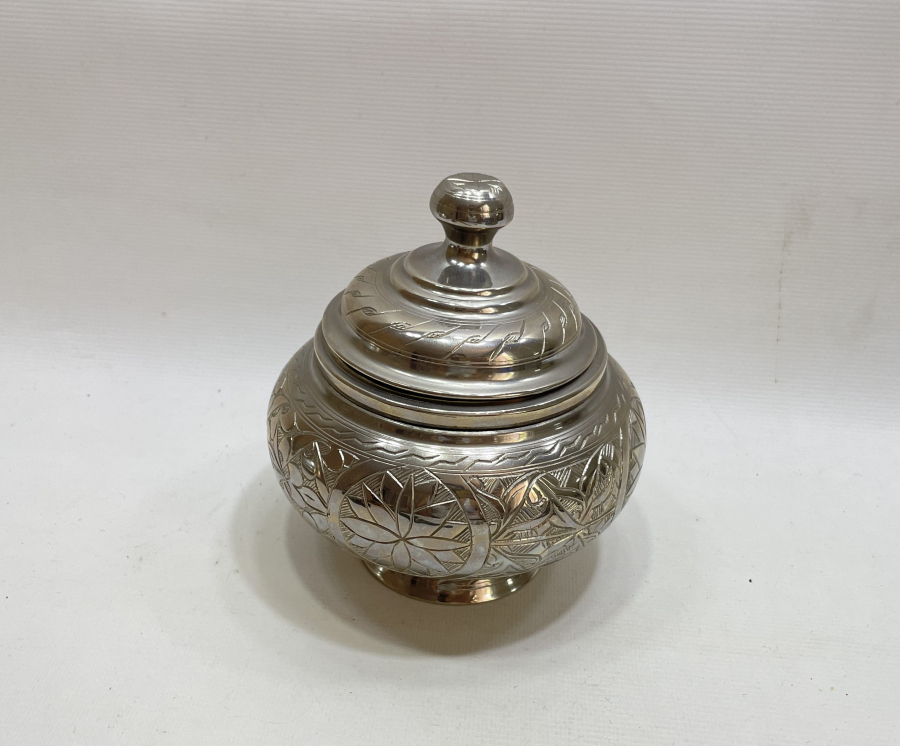 ÜZERİ KALEM İŞÇİLİKLİ ANTİKA BAKIR ŞEKERLİK